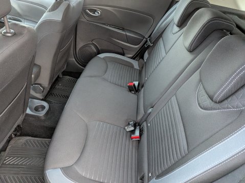 Renault Clio 1.5 DCI DYNAMIQUE S NAV 16