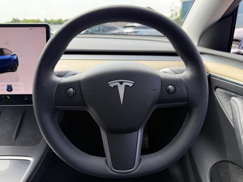 Tesla Model Y (Dual Motor) Long Range SUV 5dr Electric Auto 4WDE (384 bhp) 32