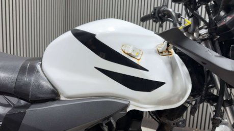 Honda CBF125 CBF 125 2012 20K GOOD RUNNING PROJECT BIKE SPARES OR REPAIR 125CC 19