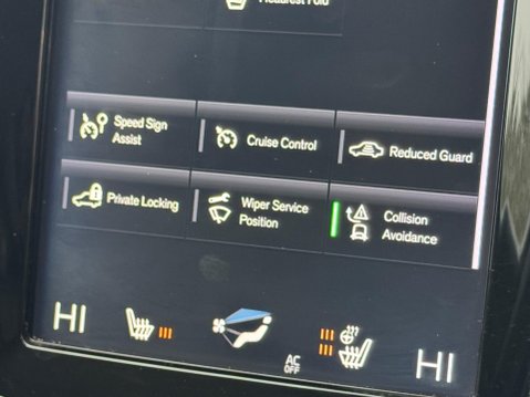 Volvo V90 2.0 D4 Auto AWD Euro 6 (s/s) 5dr 22