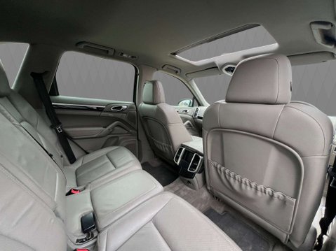 Porsche Cayenne 3.0 Cayenne V6 D Tiptronic 4WD 5dr - NATIONAL DELIVERY* 30