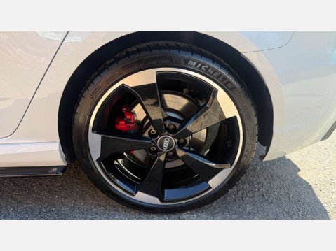 Audi A3 2.5 RS 3 Sportback Nav Quattro Semi-Auto 4WD 5dr 27