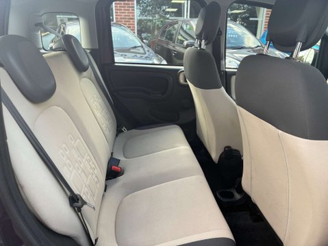Fiat Panda 0.9 TwinAir Lounge Hatchback 5dr Petrol Dualogic Euro 5 (s/s) (85 bhp) 13