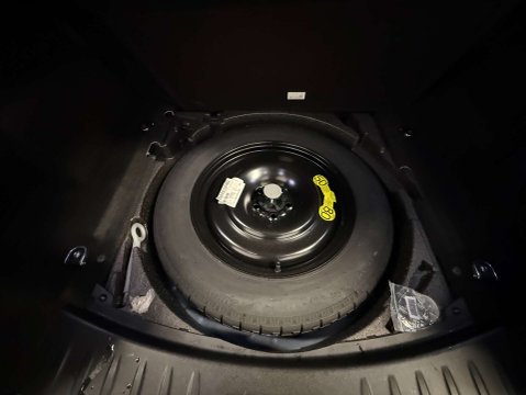 Jaguar E-Pace 2.0 E-Pace R-Dynamic S D AWD Auto 4WD 5dr 31