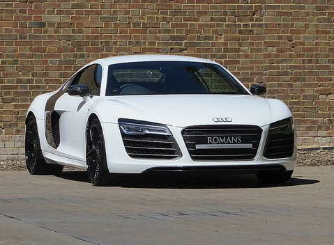 Audi R8 V10 Plus 1