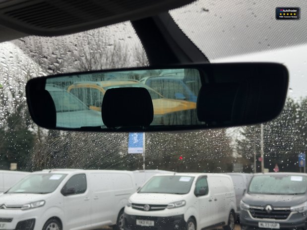 Volkswagen Transporter Crew Cab SWB L1H1 Highline Twin Side Doors SELECT 28