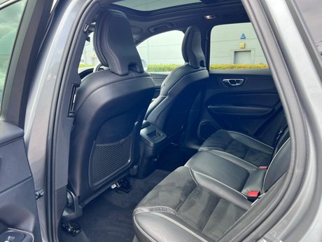 Volvo XC60 2.0 D4 R-Design Pro Auto AWD Euro 6 (s/s) 5dr 39