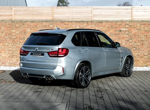 BMW X5 M 7