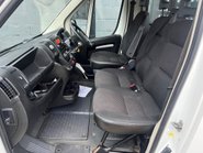 Peugeot Boxer 2.2 BlueHDi 335 Built for Business L2 Euro 6 (s/s) 2dr 9
