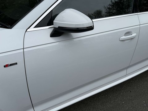 Audi A4 2.0 A4 S Line TDI 5dr 17
