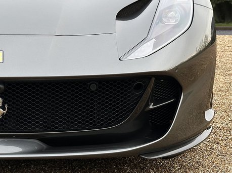 Ferrari 812 Superfast 17