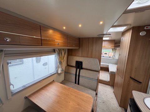 Bailey Approach Advance 665 16