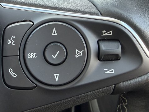 Vauxhall Crossland 1.2 Turbo Ultimate 5dr 30