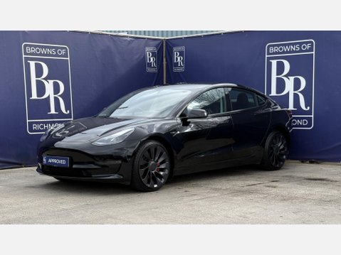 Tesla Model 3 (Dual Motor) Performance Saloon 4dr Electric Auto 4WDE (Performance Upgrade 8