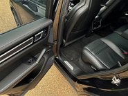 Porsche Cayenne V8 TURBO TIPTRONIC 77