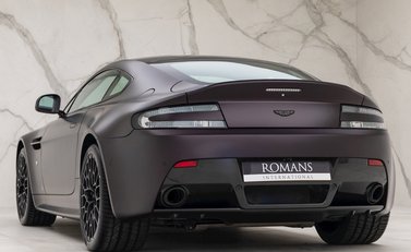 Aston Martin V12 Vantage S AMR 3