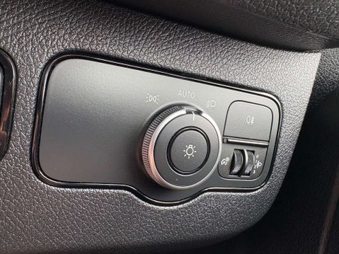 Mercedes-Benz Sprinter 2.0 315 CDI Progressive Panel Van 5dr Diesel Manual FWD L2 H2 Euro 6 (s/s) 24