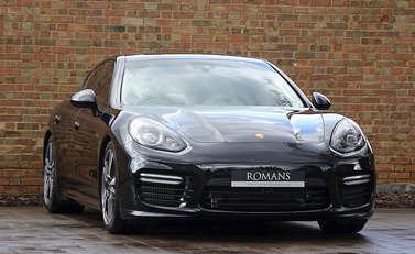 Porsche Panamera Turbo 1
