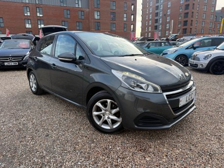 Peugeot 208 PURETECH ACTIVE.. 6 SERVICES.. 1 PREVIOUS KEEPER.. £20 ROAD TAX 