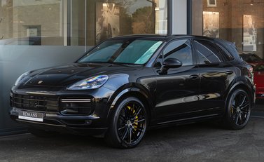Porsche Cayenne TURBO 2