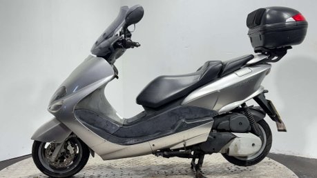 Yamaha Majesty 125 2004 YP125 32K PROJECT LARGE MAXI SCOOTER 125CC 4