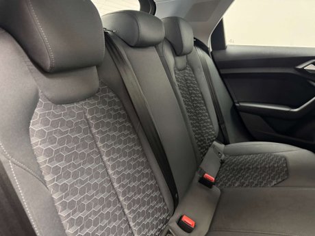 Audi A1 1.0 A1 Sportback 30 TFSI Sport 5dr 33