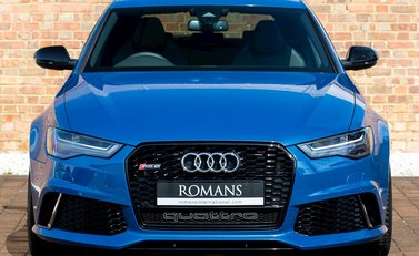 Audi RS6 Avant Performance 4