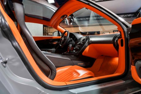 Bugatti Veyron GRAND SPORT VITESSE. ONE OF ONE IN THE WORLD. LA MAISON PUR SANG. 37