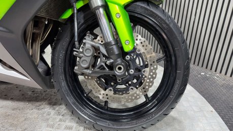 Kawasaki Z1000 SX 2013 ONLY 20K, 1 FORMER OWNER, NEW MOT, 1000CC 38