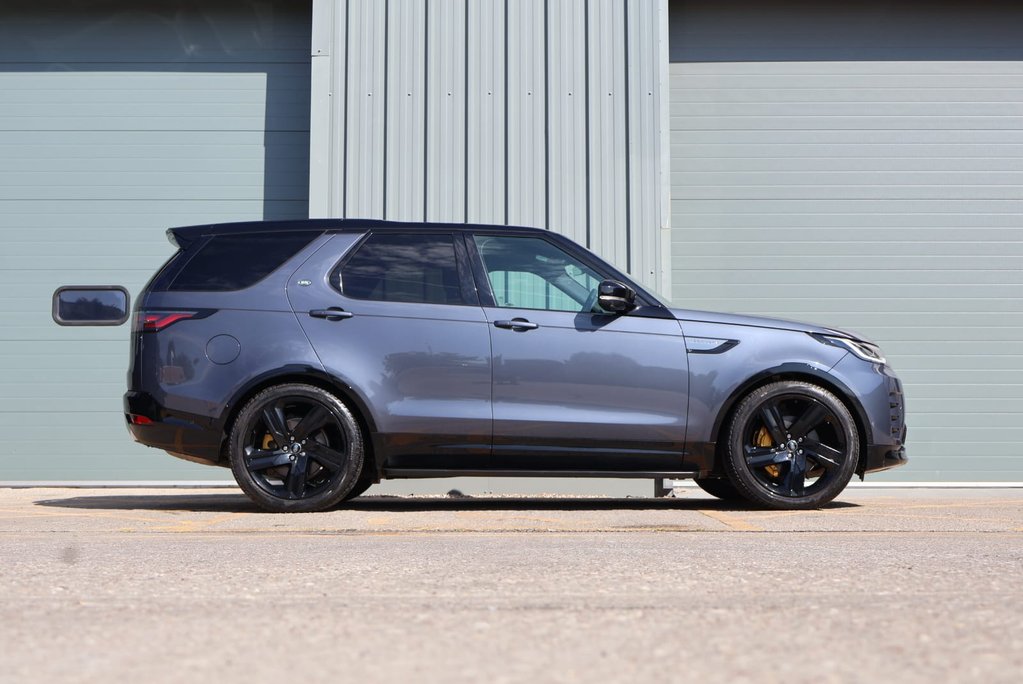Land Rover Discovery COMMERCIAL DYNAMIC HSE styled by seeker rear seat conversion low miles  8