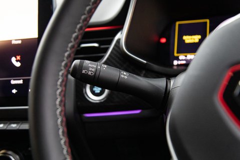 Renault Arkana RS LINE E-TECH 16