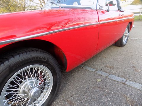MG MGB MKII ROADSTER 35