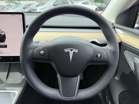 Tesla Model Y (Dual Motor) Long Range SUV 5dr Electric Auto 4WDE (384 bhp) 33