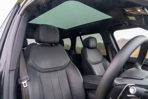 Land Rover Range Rover D350 HSE URBAN Automotive 11