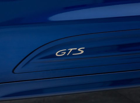 Porsche Macan GTS 30