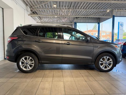 Ford Kuga 2.0 TDCi Titanium Euro 6 (s/s) 5dr 2