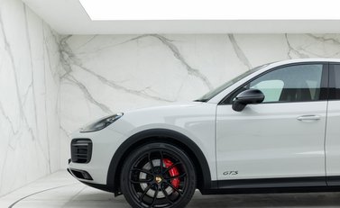 Porsche Cayenne GTS 28