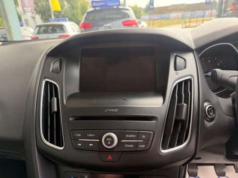 Ford Focus 1.5 TDCi Titanium Euro 6 (s/s) 5dr 25