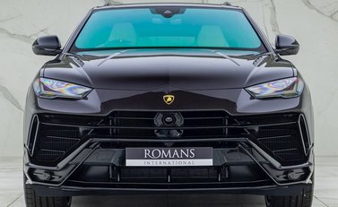 Lamborghini Urus S 4