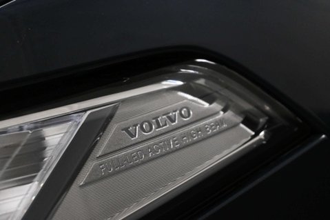 Volvo XC90 2.0 XC90 Ultimate B5 MHEV AWD Auto 4WD 5dr 40