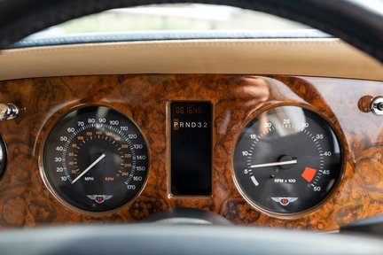 Bentley Continental R 21