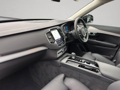 Volvo XC90 2.0 B5 MHEV Plus Auto 4WD Euro 6 (s/s) 5dr 10