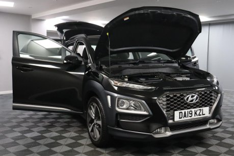 Hyundai KONA PREMIUM 15