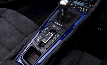 Porsche 718 Boxster Spyder 20
