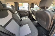 Dacia Duster LAUREATE DCI…AUTOMATIC .1 PREVIOUS OWNER..7 SERVICES..SAT NAV..LEATHER.. 22