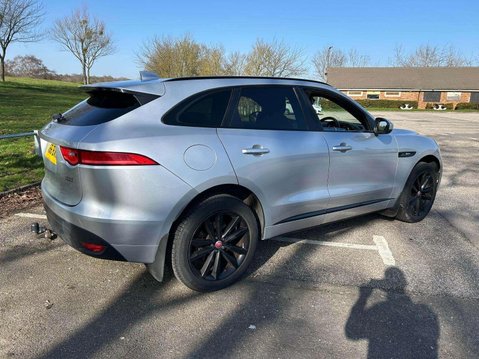 Jaguar F-Pace 2.0 D180 R-Sport Auto AWD Euro 6 (s/s) 5dr 12