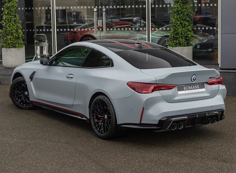 BMW M4 CSL 4
