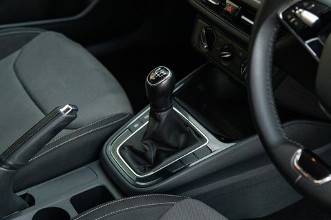 Skoda Fabia COLOUR EDITION MPI 32