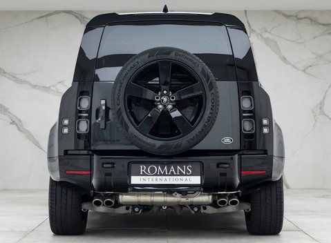 Land Rover Defender 110 V8 5