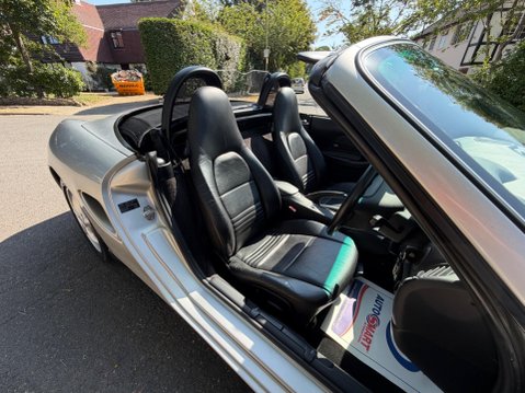 Porsche Boxster 2.7 986 2dr 4